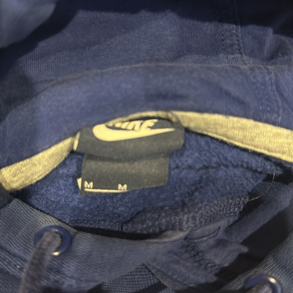 Vintage Nike Sweatshirt - Picture 3 of 4